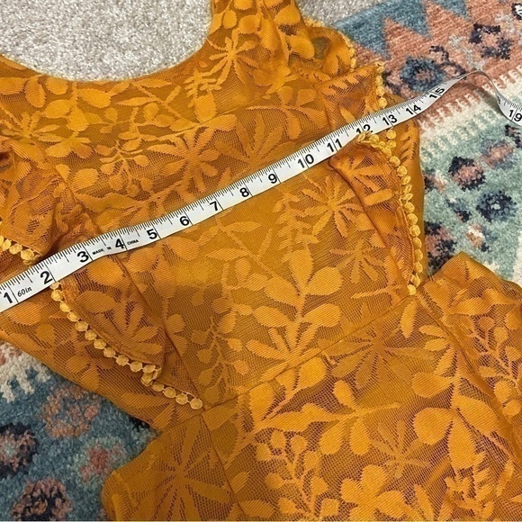Angel Biba NWT Small Mustard Yellow Lace Open Back Mini Dress Sleeveless - Picture 9 of 11